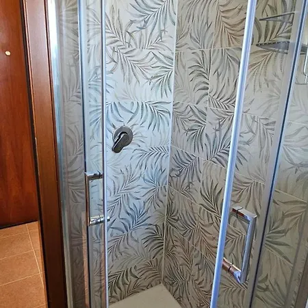 Apartment Anni Torre Melissa