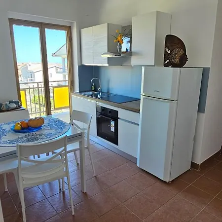 Anni Apartment Torre Melissa