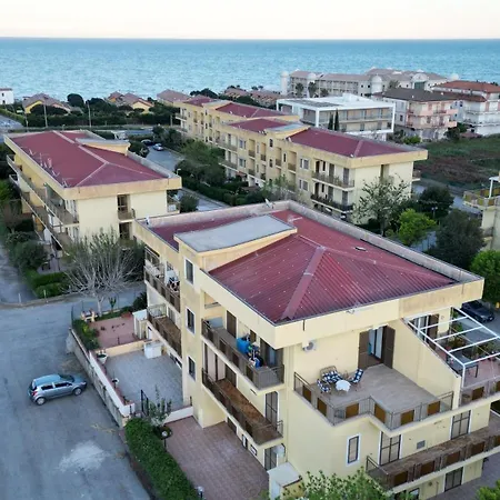 Anni * Torre Melissa